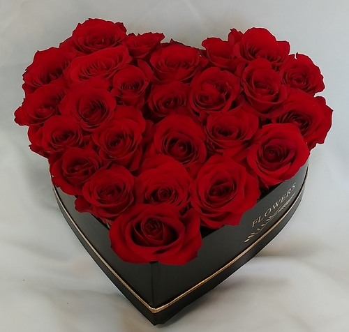 Heart box - with 24 Roses -Box 5